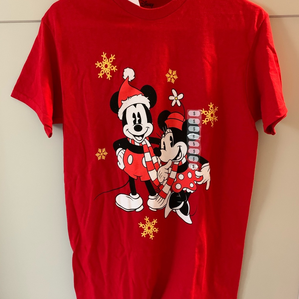 Disney Christmas tee